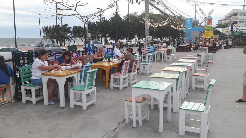 Casanova Inn Pattaya Εξωτερικό φωτογραφία